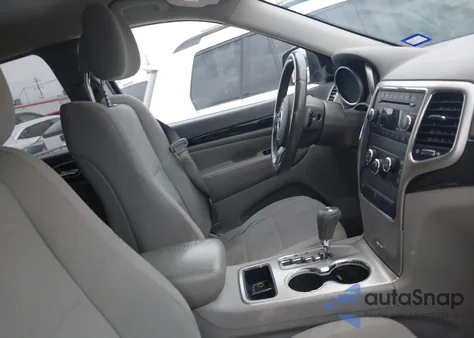 2011 Jeep Grand Cherokee Laredo z USA, uszkodzony, nr VIN 1J4RS4GG4BC541320